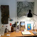 La Maison - & *