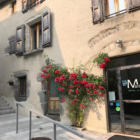 La Maison - & *