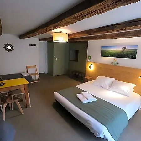 La Maison - & Hotel