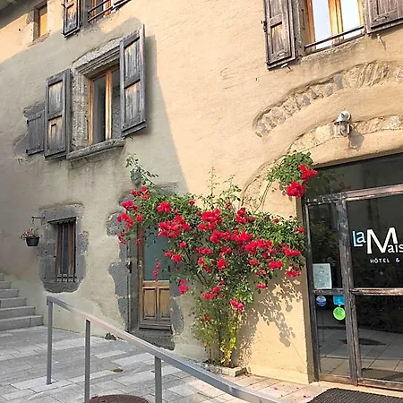 La Maison - & Hotel *